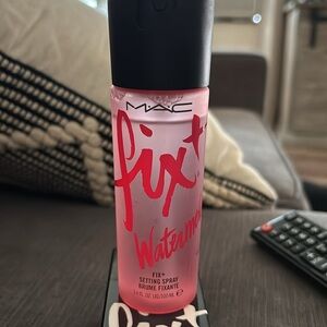MAC Prep & Prime Fix + Watermelon 3.4 fl oz *New